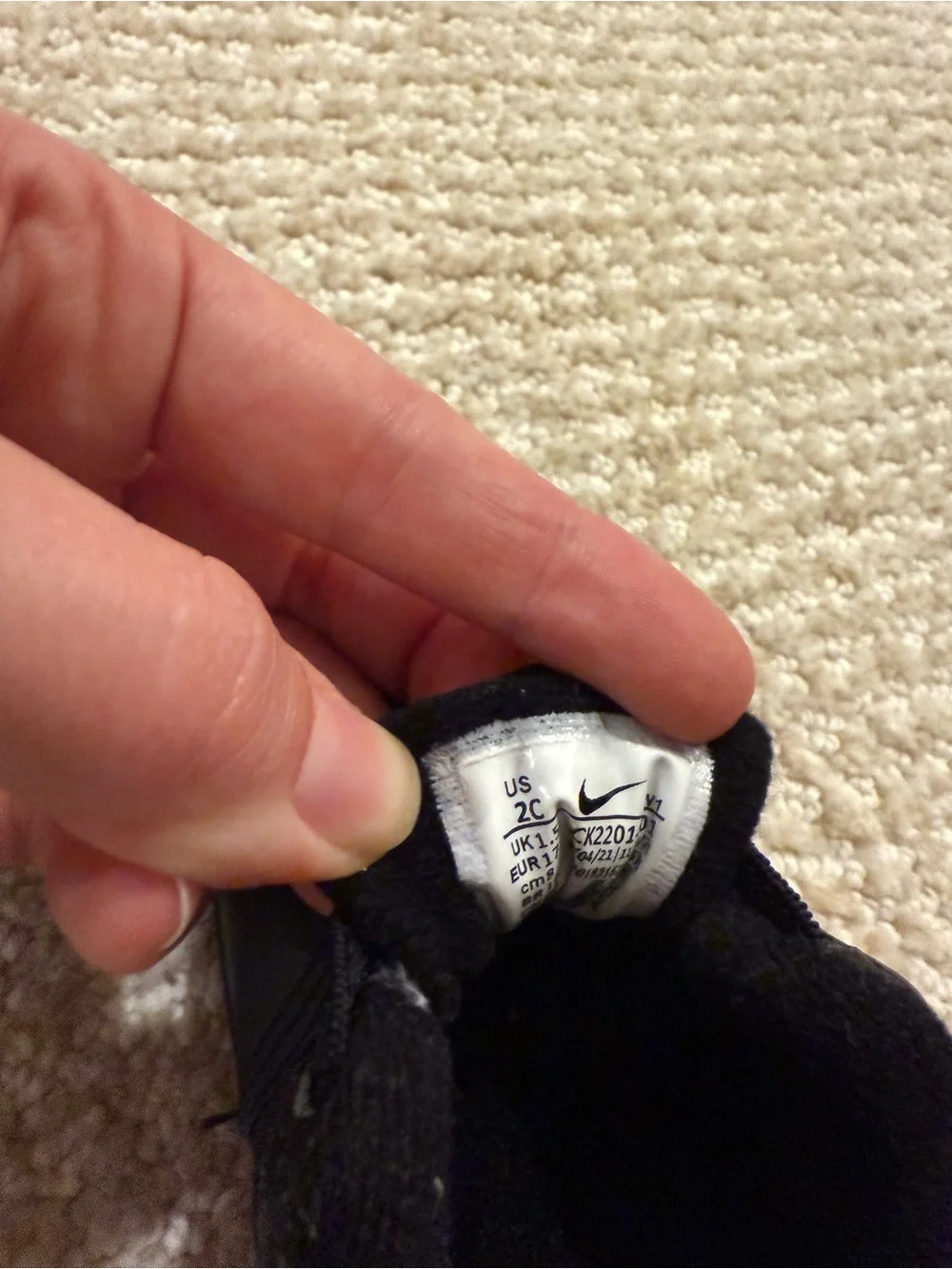 2C nike shoes